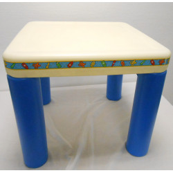 Table pour enfant