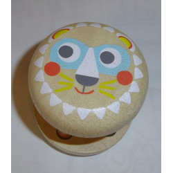 Hochet lion en bois