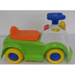 Voiture trotteur musical
